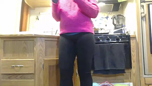 sexyinpantyhose online show from 18, 1, 2025