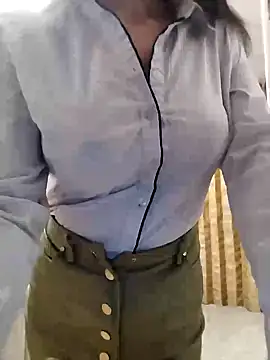 baby sweet girl  online show from 16, 2, 2025