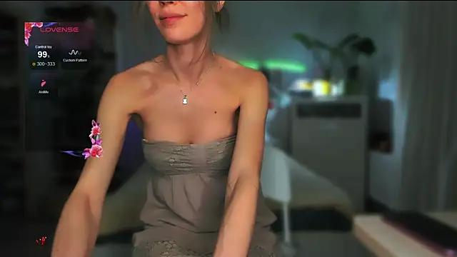 LucyExtravaganza online show from 1, 3, 2026