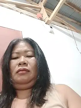 Snapshot of lickmepussy21 chatting on 28, 5, 2026 lickmepussy21 online show from 28, 5, 2026