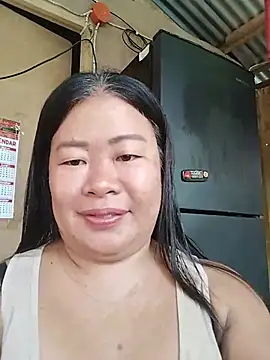 Snapshot of lickmepussy21 chatting on 21, 7, 2026 lickmepussy21 online show from 21, 7, 2026