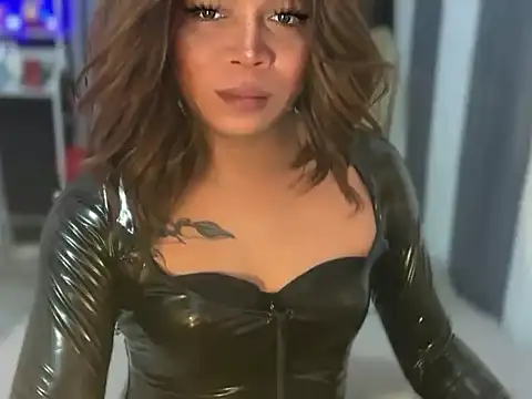 Snapshot of hotlena_dominatrixxz chatting on 3, 3, 2026 hotlena dominatrixxz online show from 3, 3, 2026