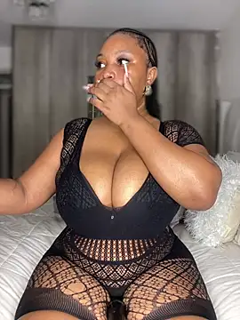 Snapshot of Hyra_Ari chatting on 7, 2, 2026 Hyra Ari online show from 7, 2, 2026