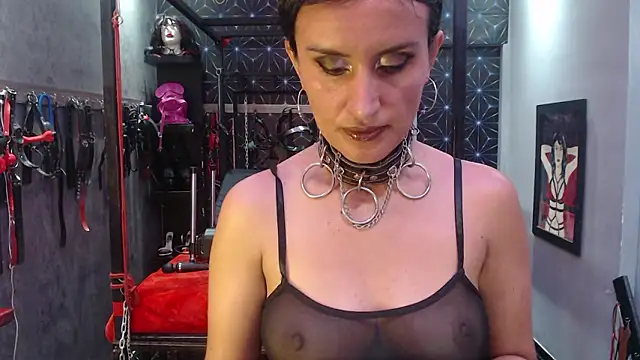lorna cox bdsm online show from 13, 3, 2026