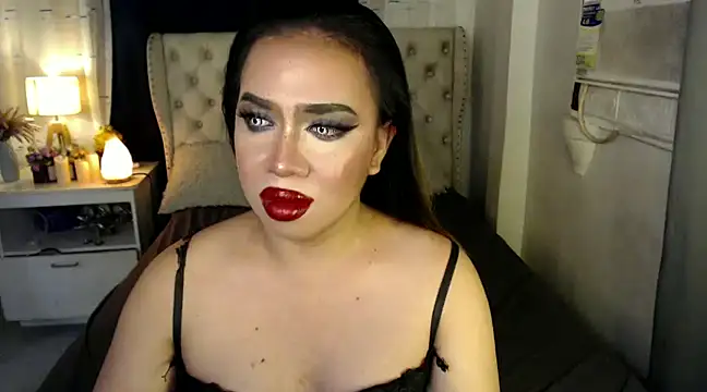 RebecaNextToYou online show from 9, 12, 2024