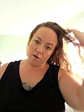 julimonroe online show from 4, 2, 2026