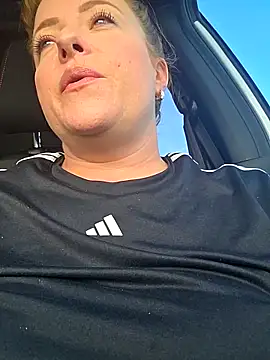 julimonroe online show from 6, 4, 2026