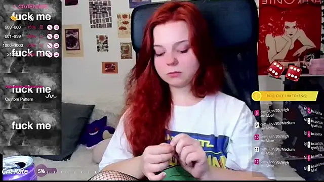 Snapshot of StellaMilla chatting on 2, 2, 2025 StellaMilla online show from 2, 2, 2025