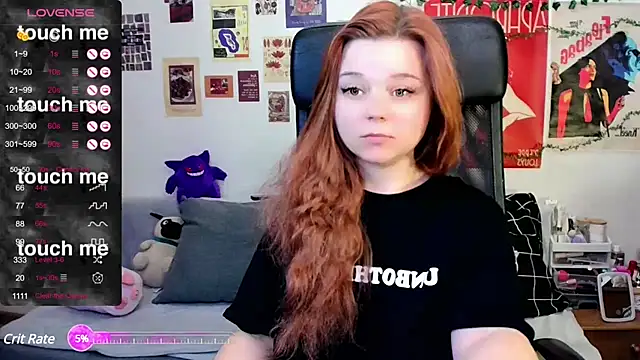 Snapshot of StellaMilla chatting on 9, 3, 2025 StellaMilla online show from 9, 3, 2025