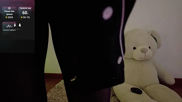 Lia Tinez online show from 3, 11, 2025