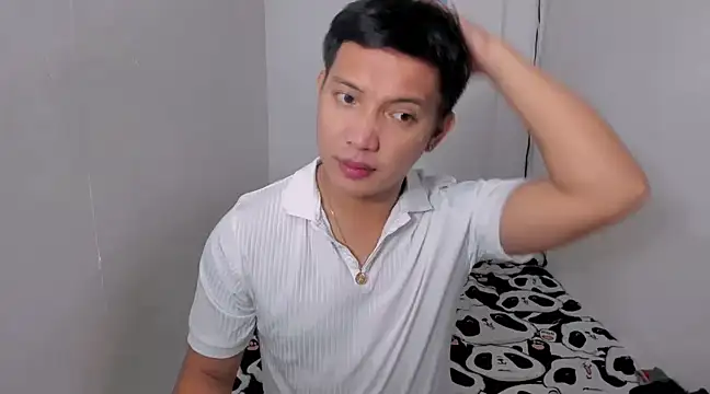 Snapshot of xSebastian19 chatting on 16, 12, 2024 xSebastian19 online show from 16, 12, 2024