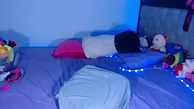 Pamelanicole online show from 22, 11, 2025