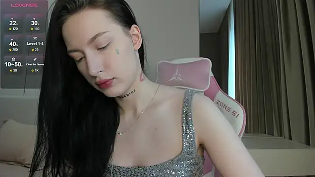 Snapshot of JenniferQueen11 chatting on 31, 5, 2026 JenniferQueen11 online show from 31, 5, 2026