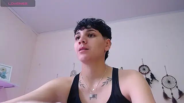 bad giirl  online show from 14, 12, 2024