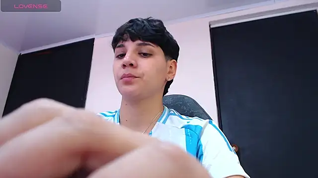 bad giirl  online show from 18, 12, 2024