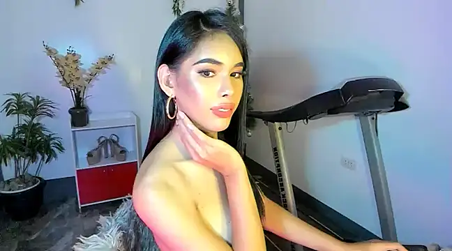 Snapshot of SweetlikeCandee chatting on 5, 1, 2025 SweetlikeCandee online show from 5, 1, 2025
