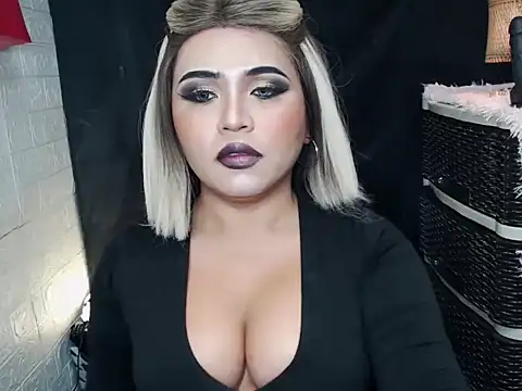 Snapshot of x12inchanaconda chatting on 5, 4, 2026 x12inchanaconda online show from 5, 4, 2026