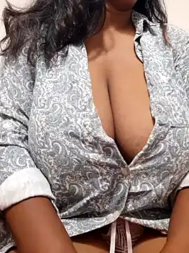 Snapshot of julia_joy chatting on 31, 1, 2025 julia joy online show from 31, 1, 2025