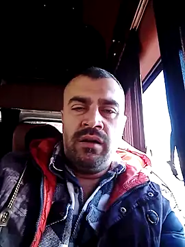 Snapshot of kevgir08 chatting on 1, 1, 2025 kevgir08 online show from 1, 1, 2025