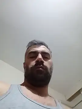 Snapshot of kevgir08 chatting on 19, 10, 2025 kevgir08 online show from 19, 10, 2025