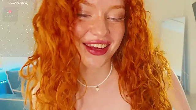 Snapshot of Born_to_Loveee chatting on 19, 3, 2026 Born to Loveee online show from 19, 3, 2026