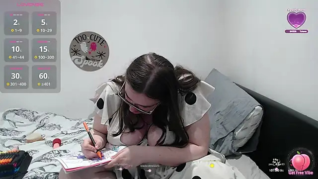 Snapshot of Rebecca_Summer chatting on 23, 9, 2025 Rebecca Summer online show from 23, 9, 2025