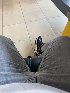 S2kicibey06 online show from 31, 1, 2025