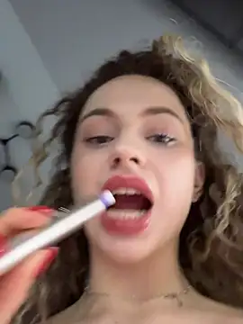 Camilla Railian online show from 13, 2, 2025