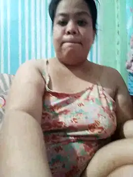 Snapshot of xxsweetshybabe chatting on 2, 12, 2025 xxsweetshybabe online show from 2, 12, 2025