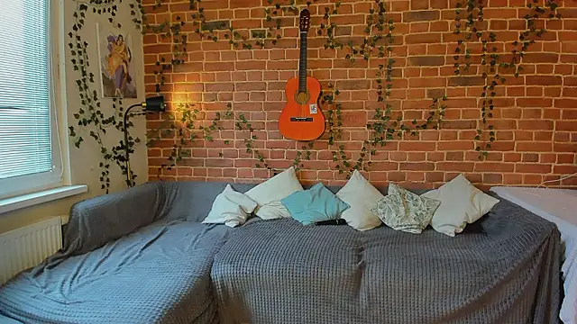 yamy yamy yamy online show from 20, 2, 2026