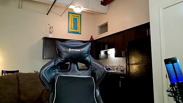 Snapshot of EveEnigma chatting on 23, 12, 2024 EveEnigma online show from 23, 12, 2024