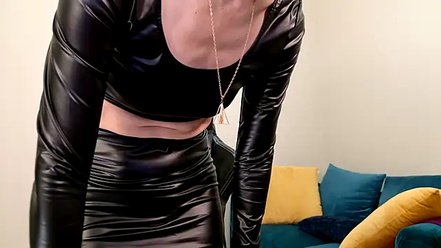 Snapshot of EveEnigma chatting on 1, 2, 2025 EveEnigma online show from 1, 2, 2025