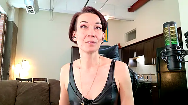 Snapshot of EveEnigma chatting on 6, 3, 2025 EveEnigma online show from 6, 3, 2025