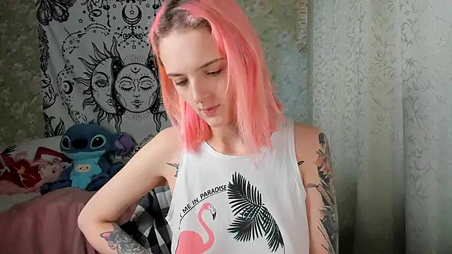 Snapshot of Cutie_Adelia chatting on 9, 12, 2024 Cutie Adelia online show from 9, 12, 2024
