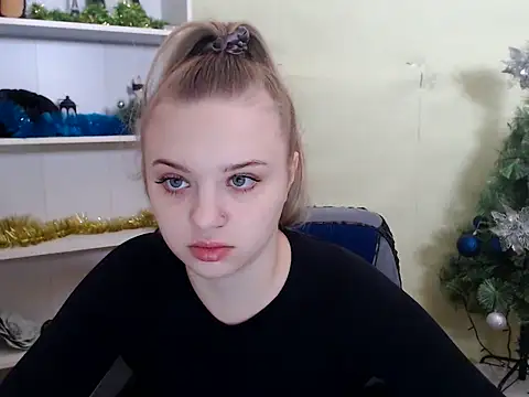 Snapshot of CrazyGloria chatting on 25, 1, 2025 CrazyGloria online show from 25, 1, 2025
