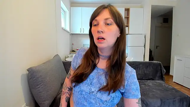 StacyTigerr online show from 5, 2, 2025