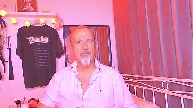 Snapshot of openminddaddy chatting on 24, 12, 2024 openminddaddy online show from 24, 12, 2024