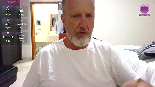 Snapshot of openminddaddy chatting on 13, 5, 2026 openminddaddy online show from 13, 5, 2026