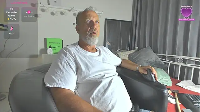 Snapshot of openminddaddy chatting on 24, 5, 2026 openminddaddy online show from 24, 5, 2026