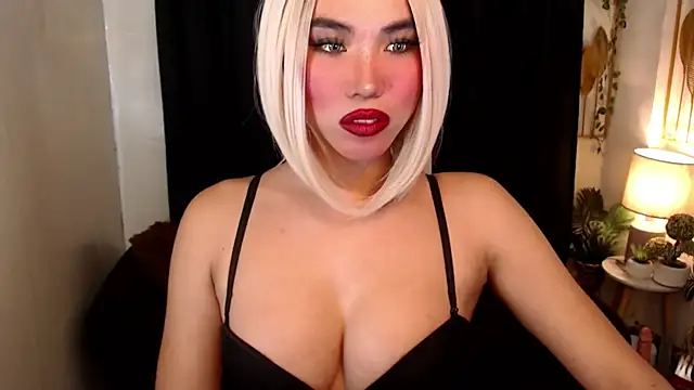 Snapshot of sahara_ts chatting on 5, 2, 2025 sahara ts online show from 5, 2, 2025