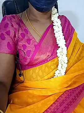 Snapshot of Tamil-hotwife chatting on 20, 10, 2025 Tamil-hotwife online show from 20, 10, 2025