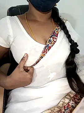Snapshot of Tamil-hotwife chatting on 23, 10, 2025 Tamil-hotwife online show from 23, 10, 2025