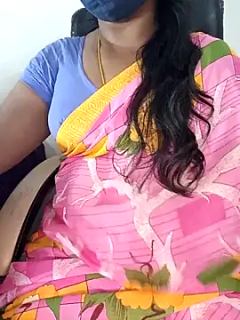 Snapshot of Tamil-hotwife chatting on 17, 11, 2025 Tamil-hotwife online show from 17, 11, 2025