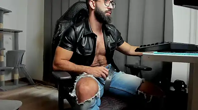 Snapshot of liamaesthetic chatting on 28, 2, 2025 liamaesthetic online show from 28, 2, 2025