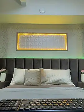 Snapshot of XLindaMilfX chatting on 17, 2, 2025 XLindaMilfX online show from 17, 2, 2025