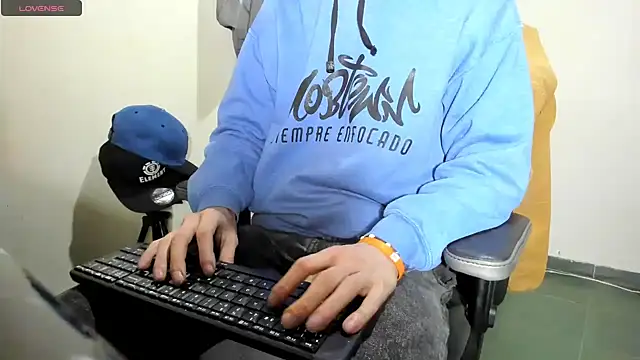 Snapshot of Jeff_Walton@xh chatting on 1, 2, 2025 Jeff Waltonxh online show from 1, 2, 2025