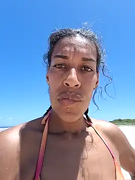 Snapshot of Goldenlace chatting on 12, 12, 2024 Goldenlace online show from 12, 12, 2024