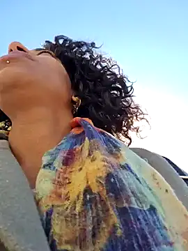 Snapshot of Goldenlace chatting on 4, 2, 2025 Goldenlace online show from 4, 2, 2025