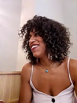 Snapshot of Goldenlace chatting on 17, 9, 2025 Goldenlace online show from 17, 9, 2025