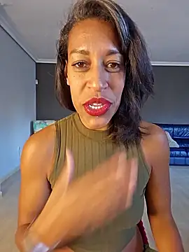 Snapshot of Goldenlace chatting on 17, 11, 2025 Goldenlace online show from 17, 11, 2025